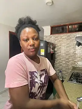 kellya  online show from February 20, 4:14 pm