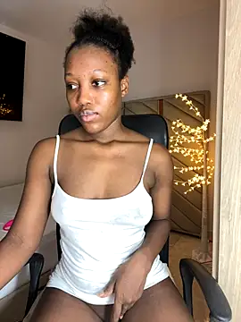 kellya  online show from November 8, 11:58 pm