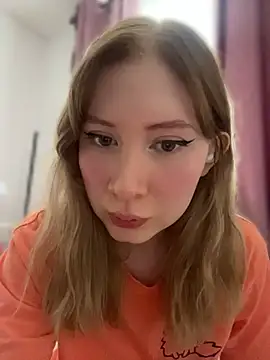 Snapshot of Gin_Lilah chatting on June 23, 10:08 pm Gin Lilah online show from June 23, 10:08 pm