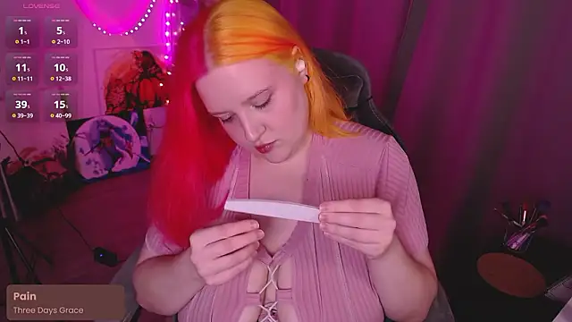 lissamuff online show from March 23, 4:55 pm