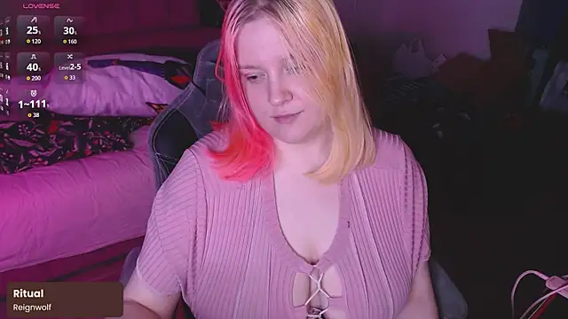 Snapshot of lissamuff chatting on May 27, 5:32 pm lissamuff online show from May 27, 5:32 pm