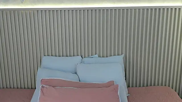 Snapshot of charlottebrowns_ chatting on May 19, 12:55 pm charlottebrowns online show from May 19, 12:55 pm