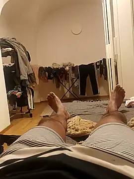 maleesa online show from October 8, 7:55 pm