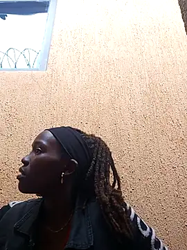 Swirly blac online show from December 21, 7:15 am