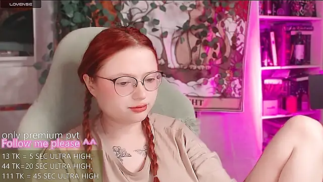 me  hanna online show from June 21, 3:09 am