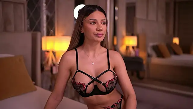 Snapshot of BlairSanders chatting on February 3, 7:19 pm BlairSanders online show from February 3, 7:19 pm