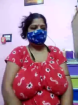 Snapshot of Kayra_34 chatting on February 3, 11:53 am Kayra 34 online show from February 3, 11:53 am