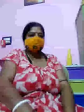 Snapshot of Kayra_34 chatting on February 4, 3:47 pm Kayra 34 online show from February 4, 3:47 pm