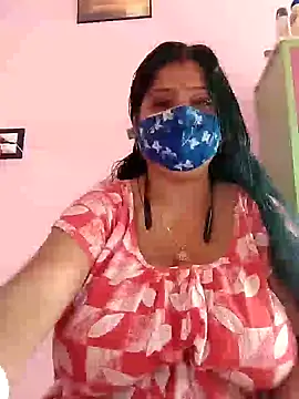 Snapshot of Kayra_34 chatting on February 9, 3:11 am Kayra 34 online show from February 9, 3:11 am