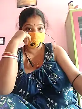 Snapshot of Kayra_34 chatting on February 13, 6:30 am Kayra 34 online show from February 13, 6:30 am