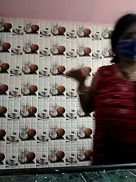 Snapshot of Kayra_34 chatting on February 21, 2:28 am Kayra 34 online show from February 21, 2:28 am