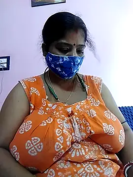 Snapshot of Kayra_34 chatting on March 18, 7:08 am Kayra 34 online show from March 18, 7:08 am