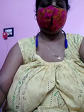 Snapshot of Kayra_34 chatting on September 12, 7:30 am Kayra 34 online show from September 12, 7:30 am