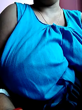 Snapshot of Kayra_34 chatting on September 18, 3:30 am Kayra 34 online show from September 18, 3:30 am