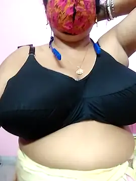 Snapshot of Kayra_34 chatting on October 14, 9:43 am Kayra 34 online show from October 14, 9:43 am