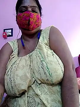 Snapshot of Kayra_34 chatting on November 1, 5:31 am Kayra 34 online show from November 1, 5:31 am