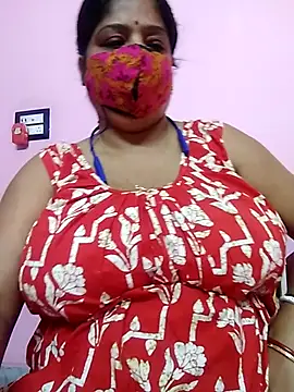 Snapshot of Kayra_34 chatting on November 7, 10:37 am Kayra 34 online show from November 7, 10:37 am