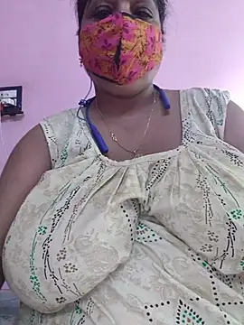 Snapshot of Kayra_34 chatting on July 2, 4:29 am Kayra 34 online show from July 2, 4:29 am