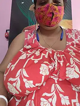 Snapshot of Kayra_34 chatting on July 22, 4:04 am Kayra 34 online show from July 22, 4:04 am