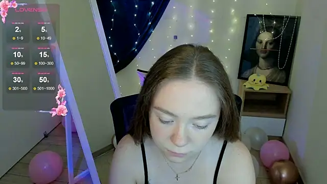 Snapshot of Florence_meow chatting on July 24, 8:12 am Florence meow online show from July 24, 8:12 am