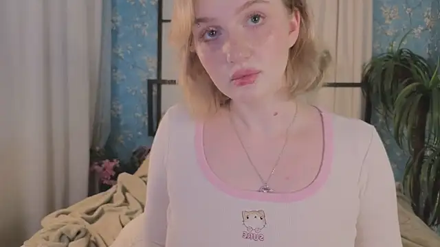 ELLIEJAY online show from March 13, 5:25 am