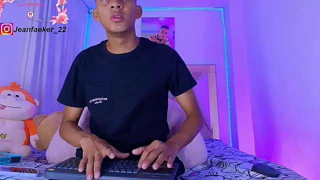 Snapshot of dilan_alfonzo chatting on July 2, 1:39 pm dilan alfonzo online show from July 2, 1:39 pm
