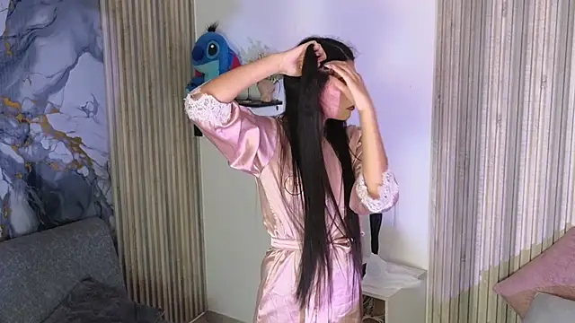 Snapshot of LissaWiild chatting on October 27, 1:26 pm LissaWiild online show from October 27, 1:26 pm