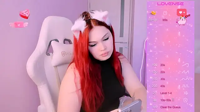 Snapshot of MissClarks chatting on February 6, 11:54 am MissClarks online show from February 6, 11:54 am