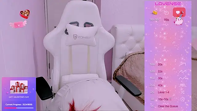 Snapshot of MissClarks chatting on February 22, 1:57 pm MissClarks online show from February 22, 1:57 pm