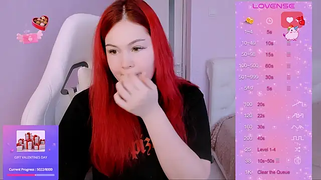 Snapshot of MissClarks chatting on February 24, 12:37 pm MissClarks online show from February 24, 12:37 pm