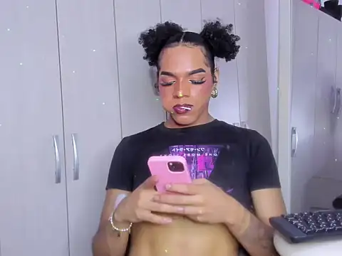 Kendall Hotsexy x online show from April 5, 3:04 am