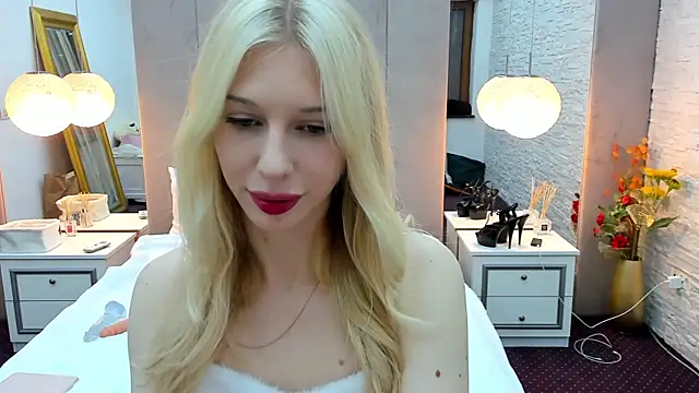 Yanna miana online show from December 24, 5:13 pm