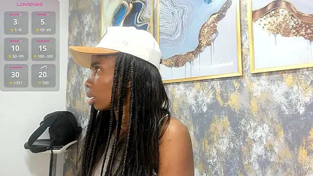 Snapshot of MonicaSchwartz chatting on October 31, 6:09 pm MonicaSchwartz online show from October 31, 6:09 pm