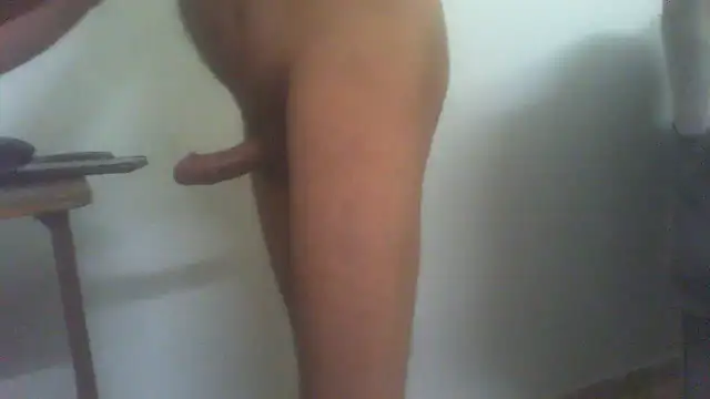 Snapshot of ahmadbabyhot chatting on April 25, 1:41 pm ahmadbabyhot online show from April 25, 1:41 pm