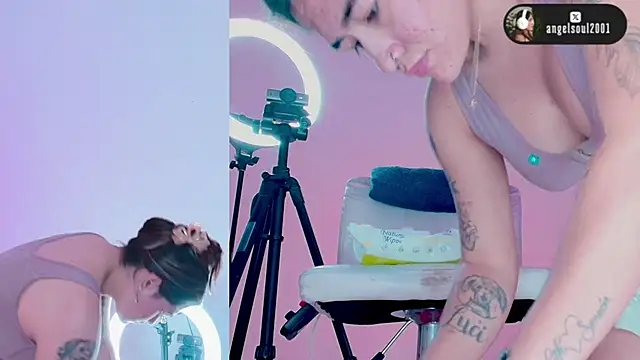 Angelst   online show from March 26, 8:09 am