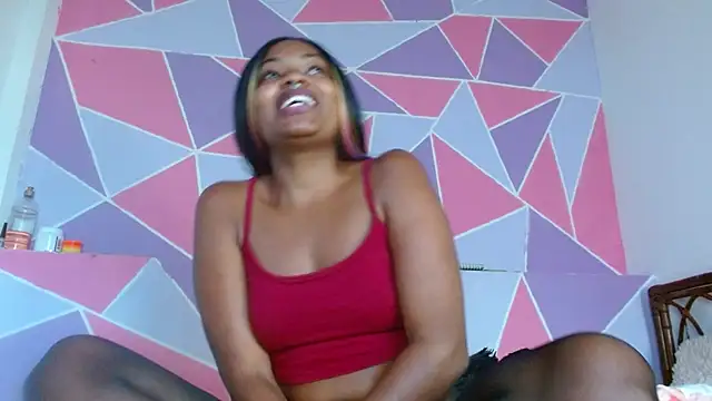 ebony alika1 online show from December 14, 9:13 pm