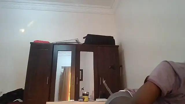 Snapshot of nubiankingkush chatting on November 23, 12:38 pm nubiankingkush online show from November 23, 12:38 pm