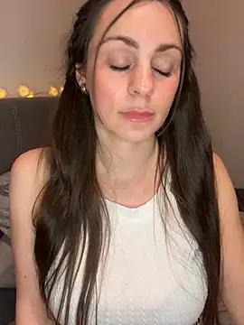 Loella-Rose online show from February 1, 10:55 pm