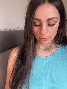 Loella-Rose online show from March 20, 10:10 am