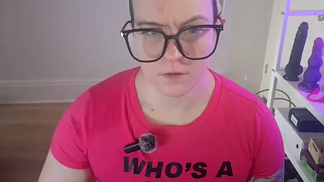 quinnmariexo online show from February 16, 5:20 pm