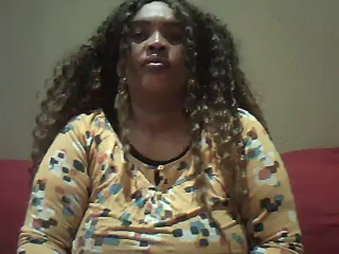 Snapshot of SexxyBoob chatting on May 24, 10:59 pm SexxyBoob online show from May 24, 10:59 pm