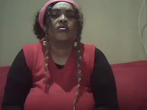 Snapshot of SexxyBoob chatting on May 30, 5:04 am SexxyBoob online show from May 30, 5:04 am
