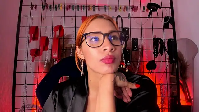 charrlotte quinn online show from February 14, 2:28 am