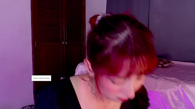 lanaturner  online show from November 10, 10:20 pm