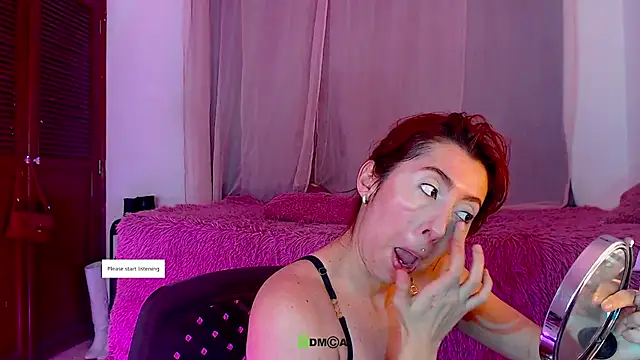 Snapshot of lanaturner_ chatting on July 19, 2:48 am lanaturner online show from July 19, 2:48 am