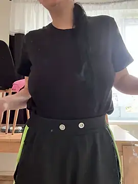 czruz online show from March 30, 1:45 pm