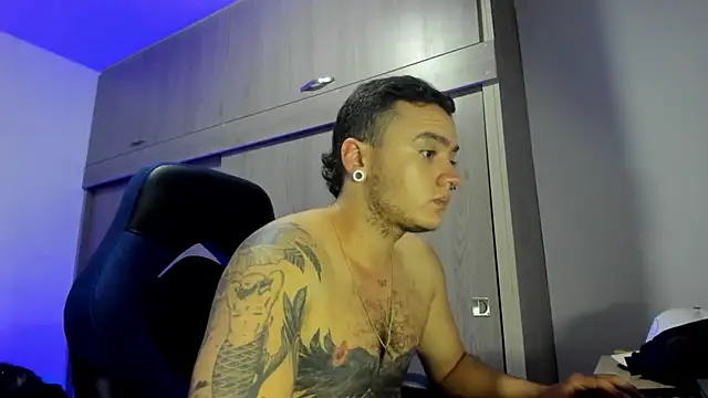 male pussy online show from February 10, 3:10 am