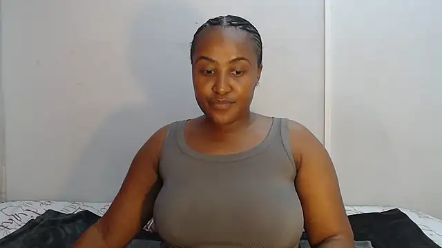 yummydoll97 online show from December 2, 1:50 pm