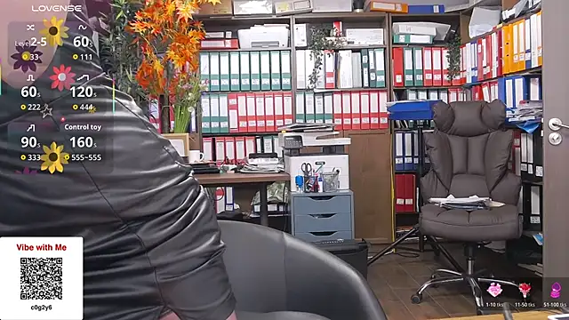 classyladyrellax online show from April 4, 10:57 am