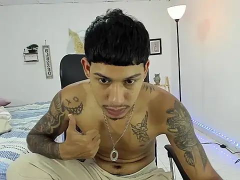 slim master12 online show from February 3, 10:59 pm